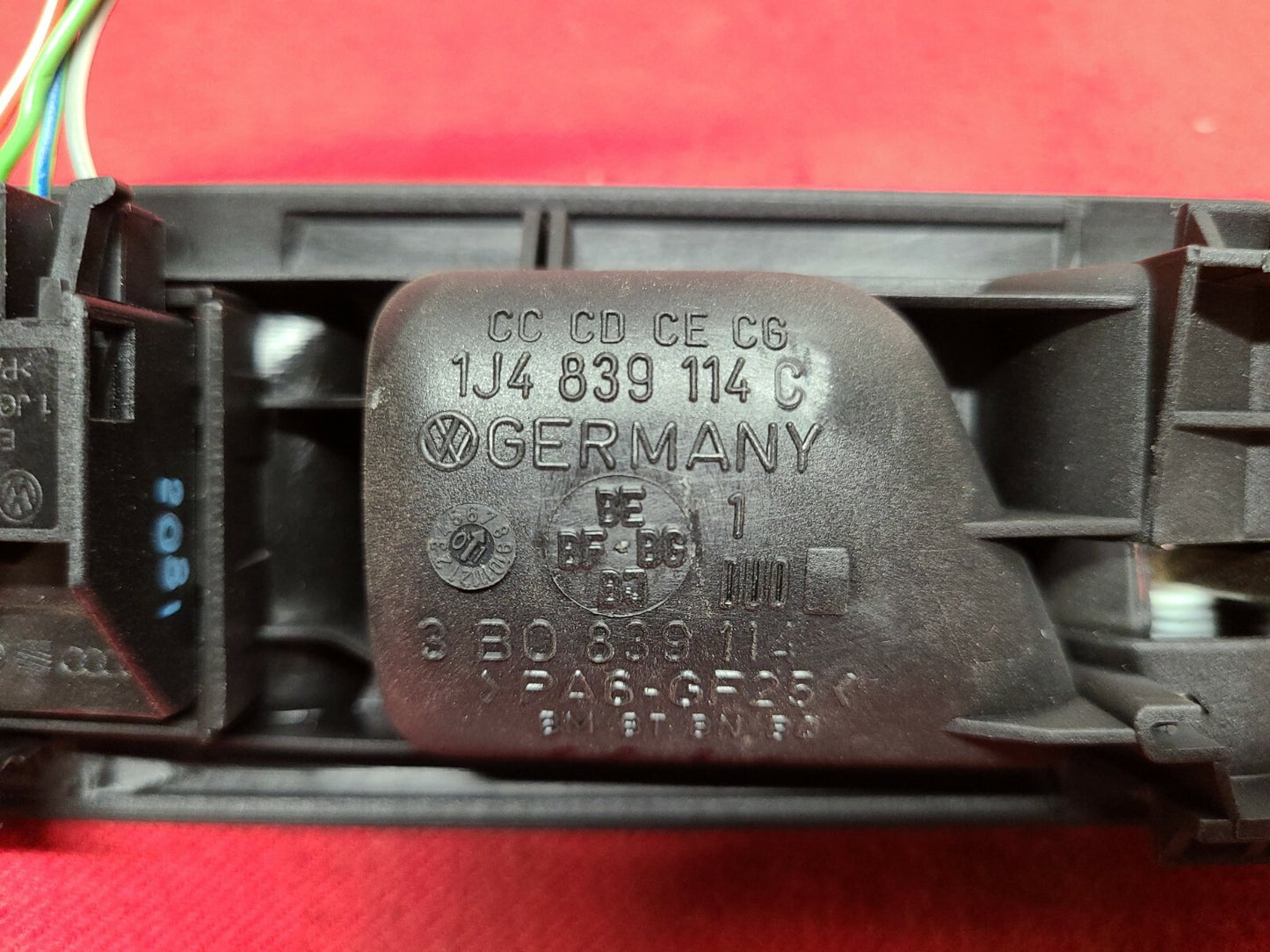 1998 - 2005 Volkswagen Passat - Rear Right Interior Door Handle - 3B0839114