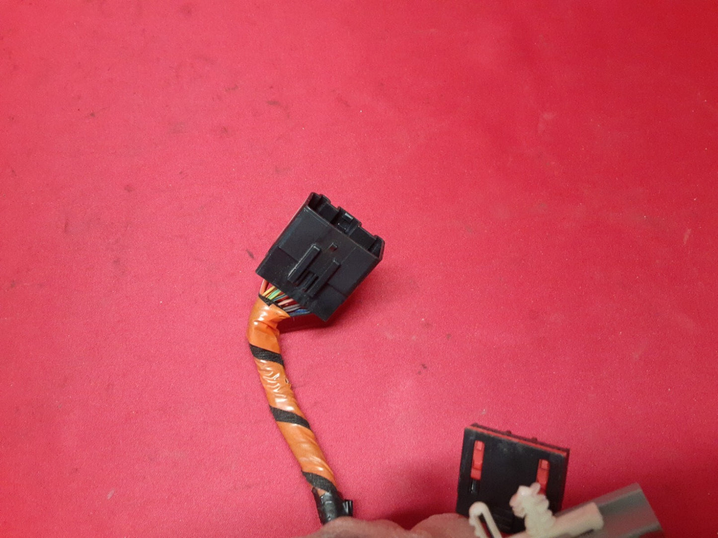 Ford / Lincoln Wiring Harness Loom Connector DE9T-14B560-AB