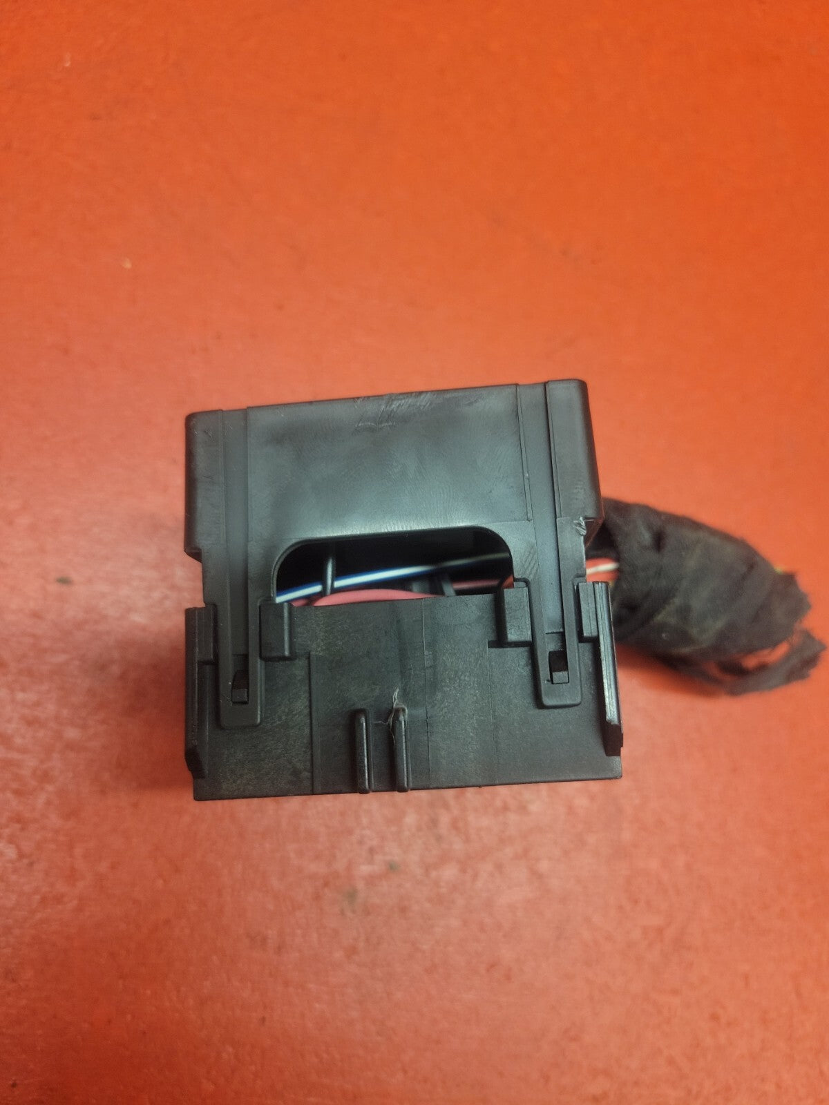 2002 Jeep Grand Cherokee Body Control Module BCM Unit PIGTAIL 56042944AF