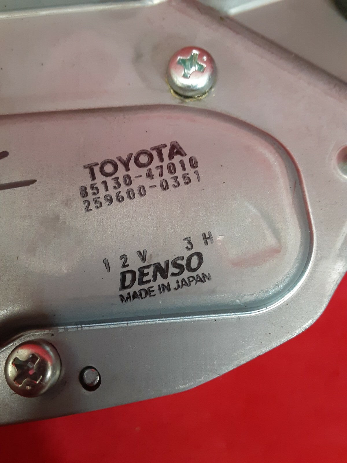 2004 - 2009 Toyota Prius - Rear Window / Hatch Wiper Motor - 85130-47010