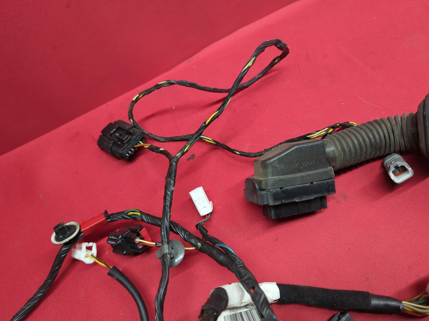 2009 - 2012 Kia Sorento FRONT RIGHT Door Panel Wiring Harness 91610-1U030