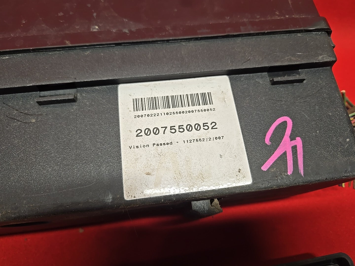 2006 - 2009 Land Rover Range Rover Sport HSE 4.4L Fuse Relay Junction Box