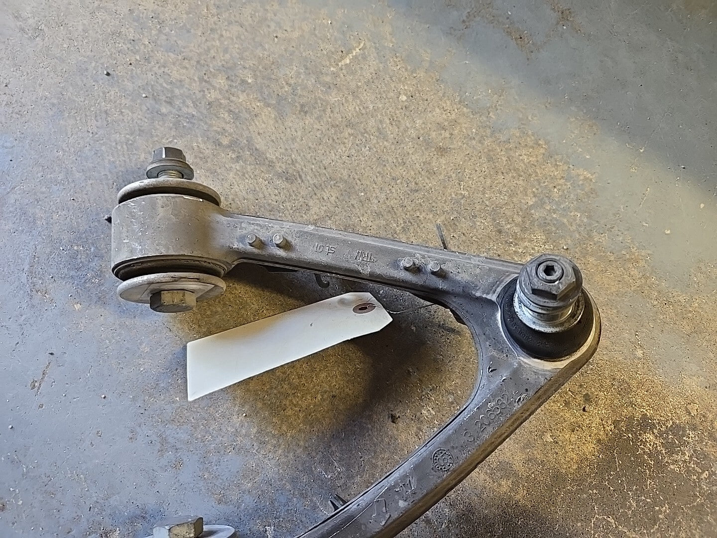 2006 Maserati Quattroporte Front Right Upper Control Arm Lever 212766