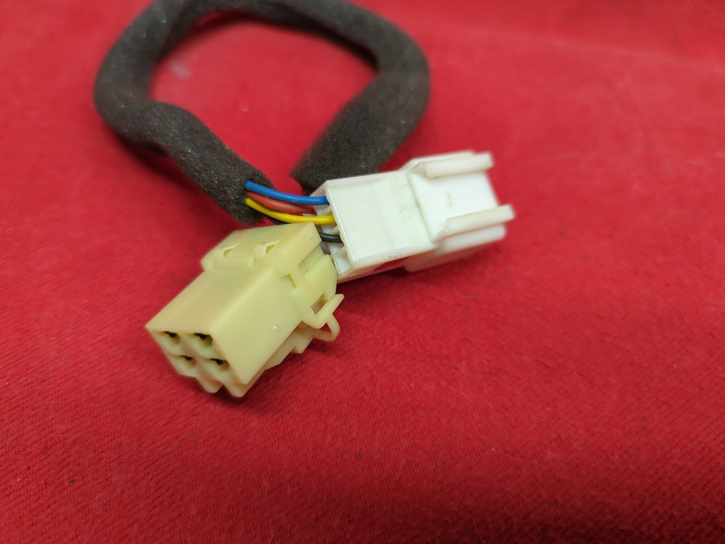 2011 - 2015 Hyundai Sonata Trunk / Gas - Fuel Door Open Switch - PIGTAIL WIRING