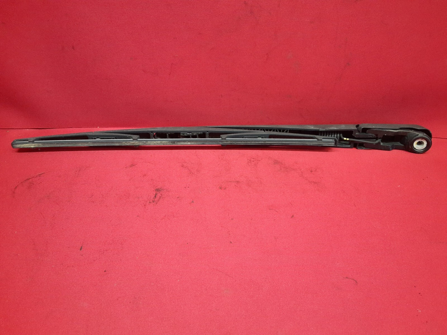 2003 - 2008 Honda Pilot REAR BACK TAILGATE TRUNK GLASS Windshield Wiper Arm