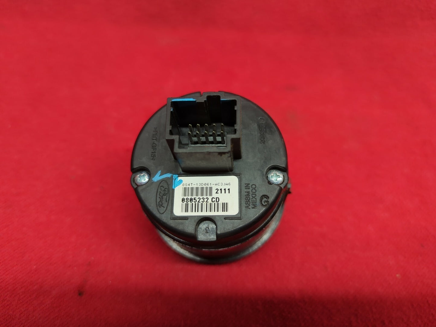 2008 2009 2010 2011 Ford Focus Headlight Lamp Switch Bezel