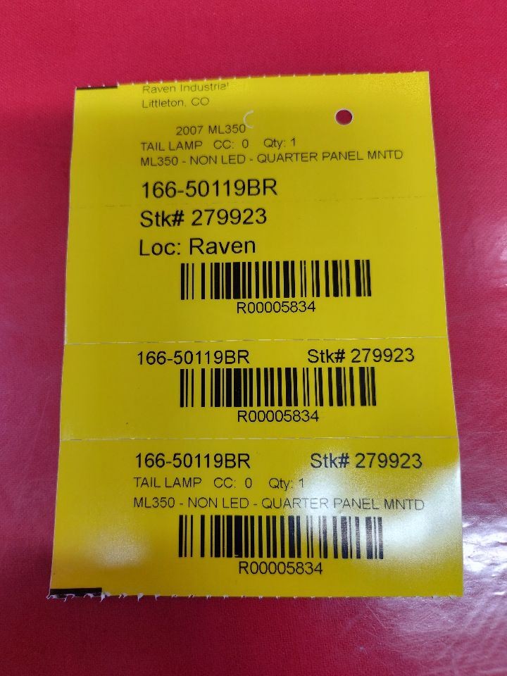 06-08 Mercedes ML-Class RIGHT PASSENGER Outer Tail Light Lamp Type 164