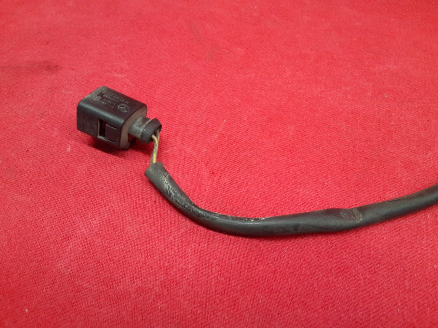 1985 - 2002 Mercedes Benz Windshield Washer Fluid Pump 202-869-00-21 - PIGTAIL
