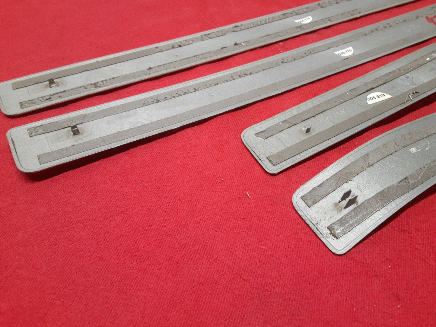 2008 - 2014 Mercedes C-Class GLK Silver Chrome Floorboard Scuff Plate Full SET
