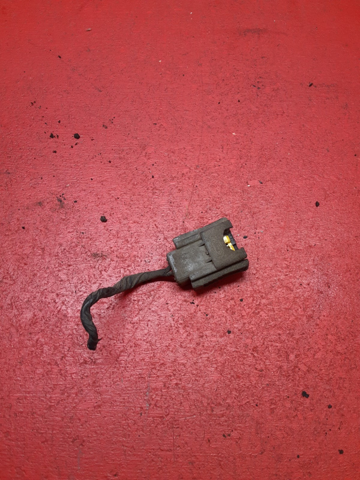 1999 - 2005 Ford F350 F250 6.8L V10 Fuel Injector Rail Pigtail XL2Z-9F593-CA