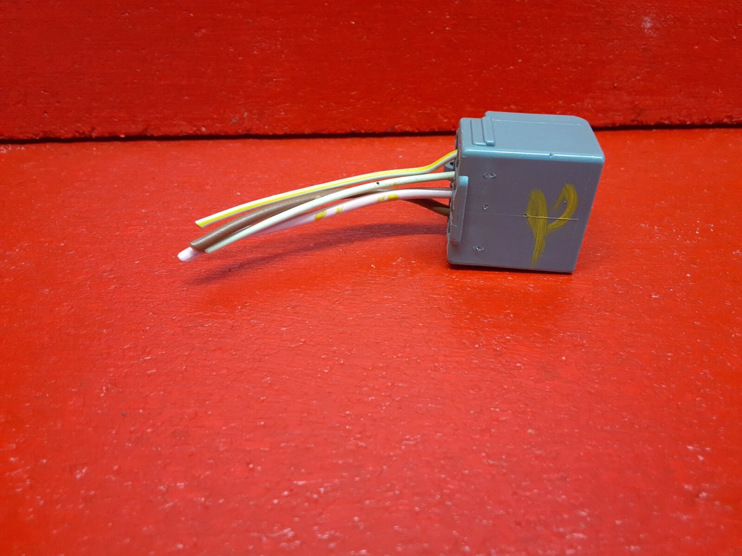 99-14 Volvo Multi Vehicle DRIVER LEFT Seat Memory Control Module - PIGTAILS ONLY