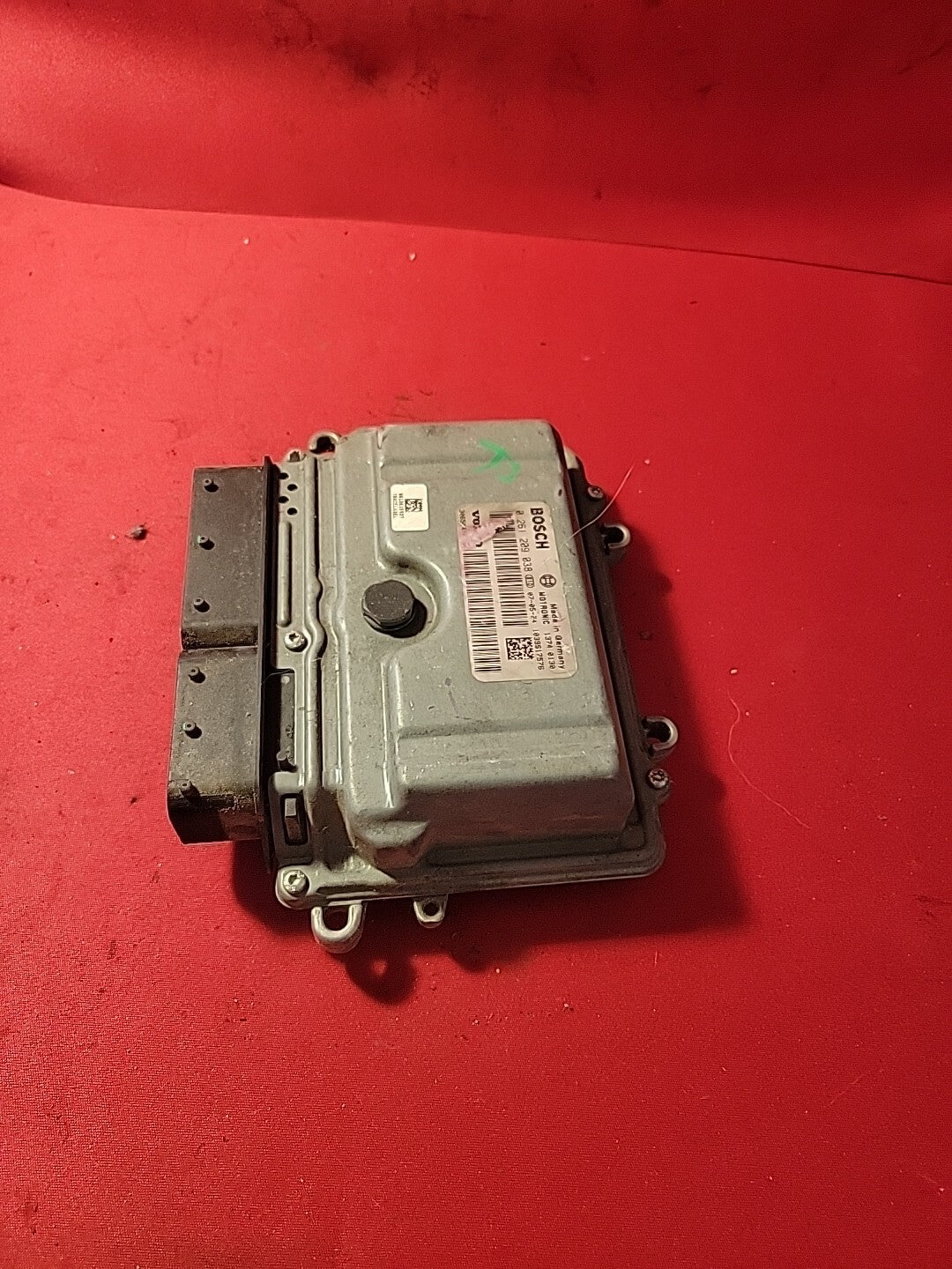2006 - 2011 Volvo S40 Engine Control Unit Module ECM ECU 30650454