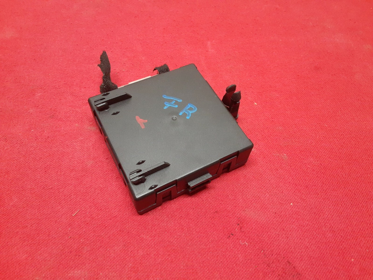 2012 Mercedes C300 RIGHT PASSENGER -FRONT- Door Control Module A 212 900 43 02