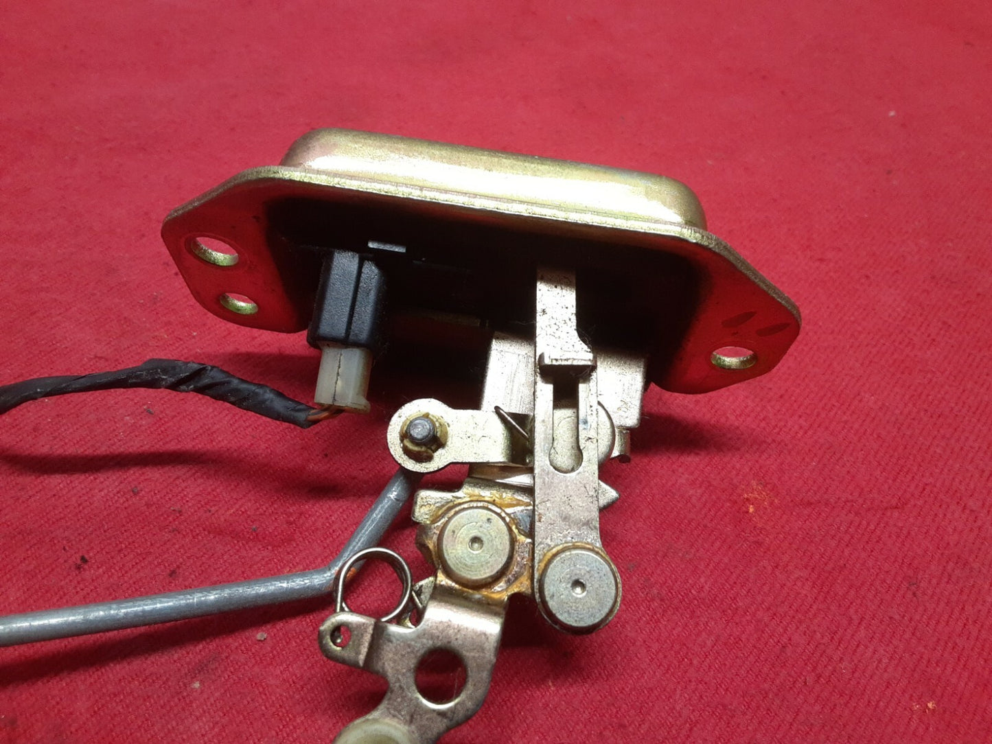 2006 2007 2008 Chevrolet Chevy Aveo Trunk Latch Lock Release Actuator w/ Rods