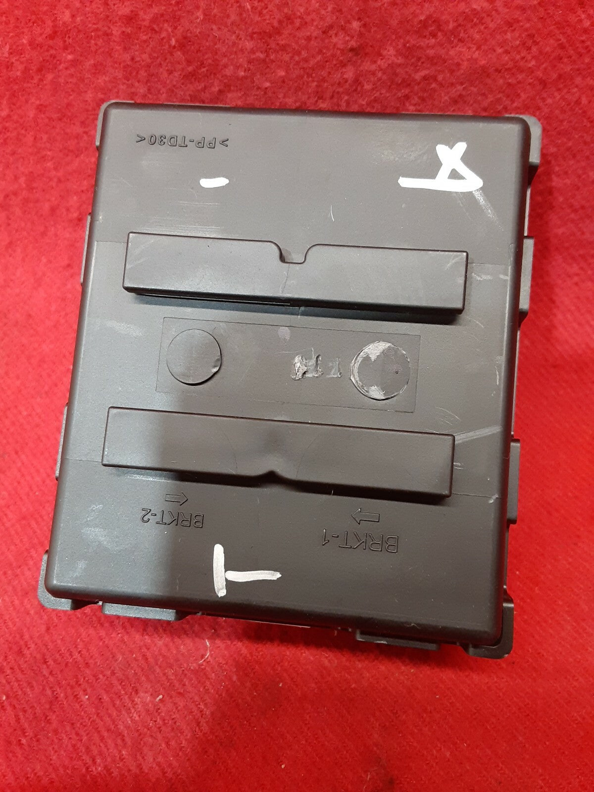 2014 2015 2016 Kia Soul TPMS / Tire Pressure Monitor Module - 95800-B2000