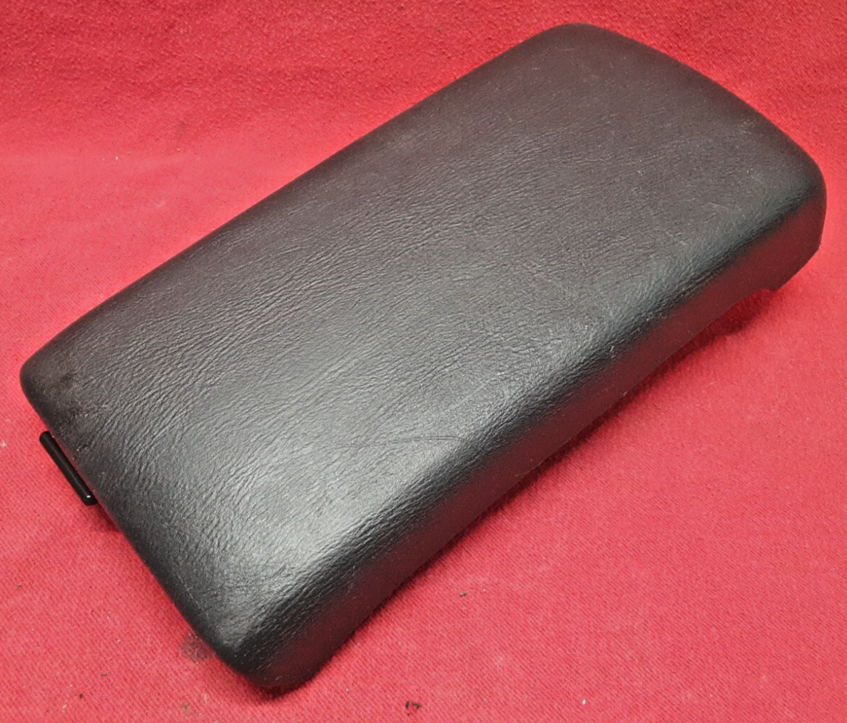 2002 - 2006 Subaru Legacy Outback Baja MANUAL TRANS Black Console Armrest Lid