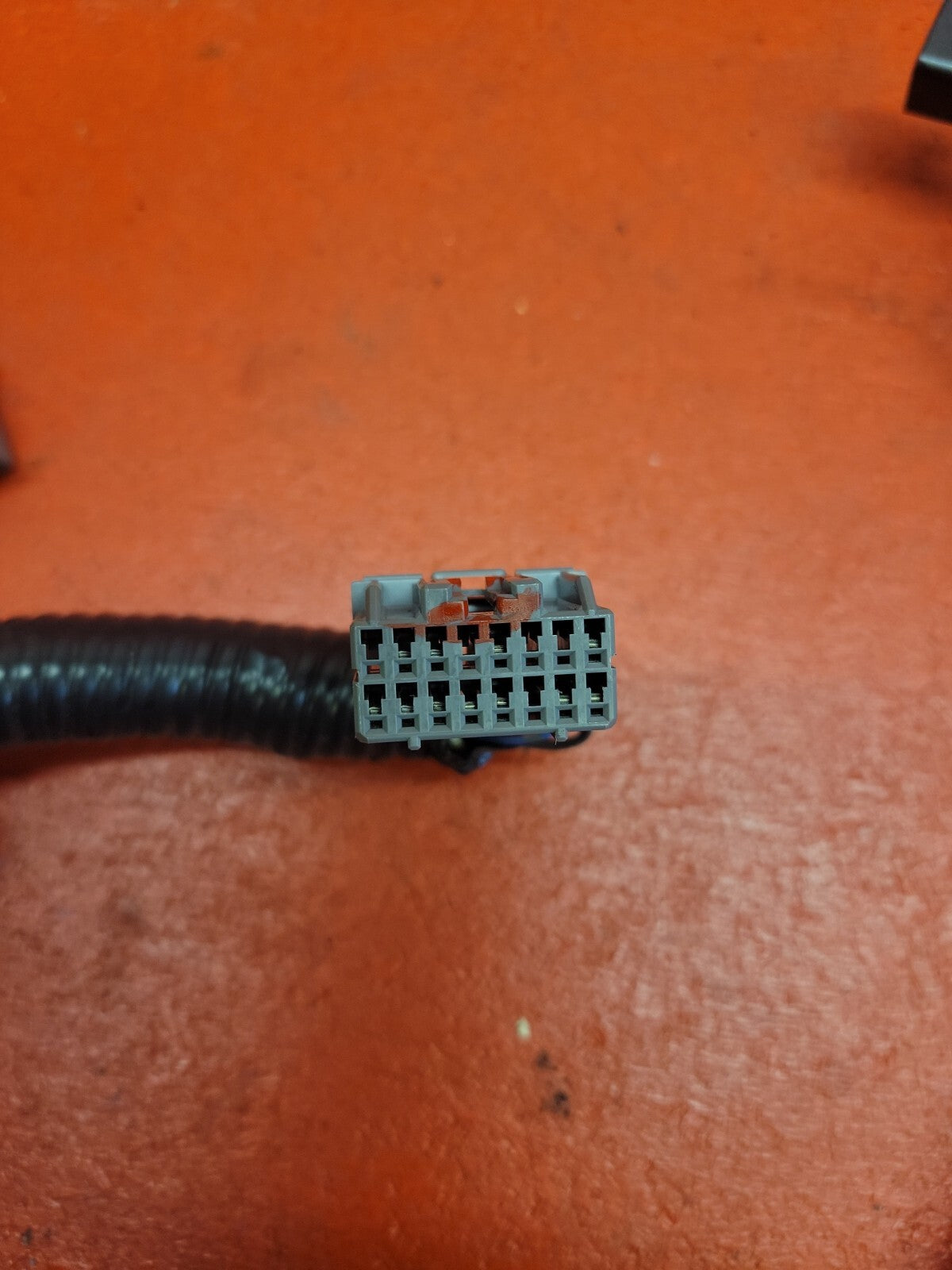 2005 2006 Acura MDX Telematics Communiation Control Module PIGTAIL 39530-S3V-A81