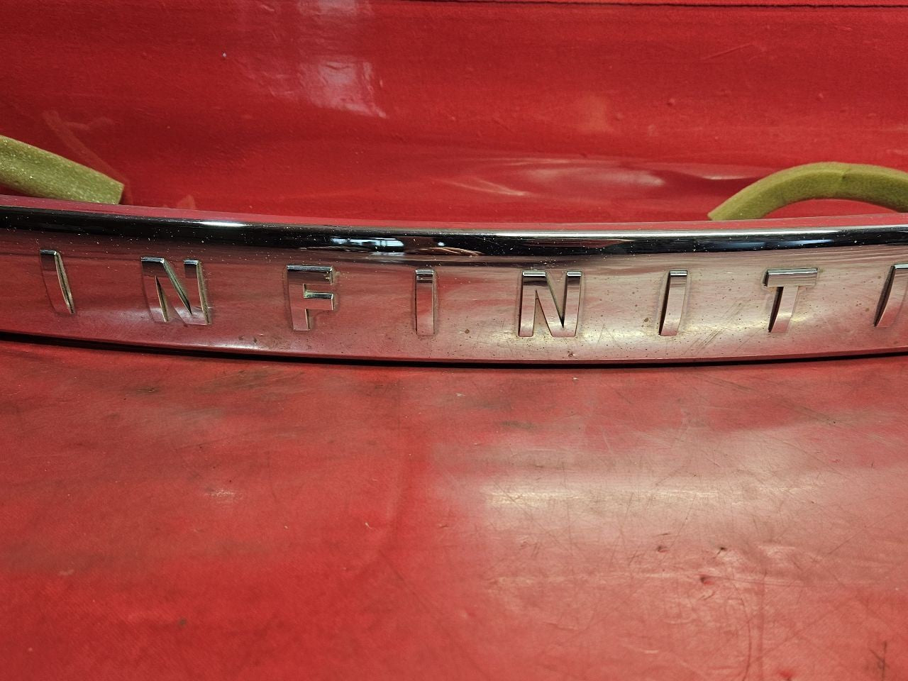 2011 2012 Infiniti QX56 Liftgate Hatch Upper Trim Handle Chrome w/ CAMERA