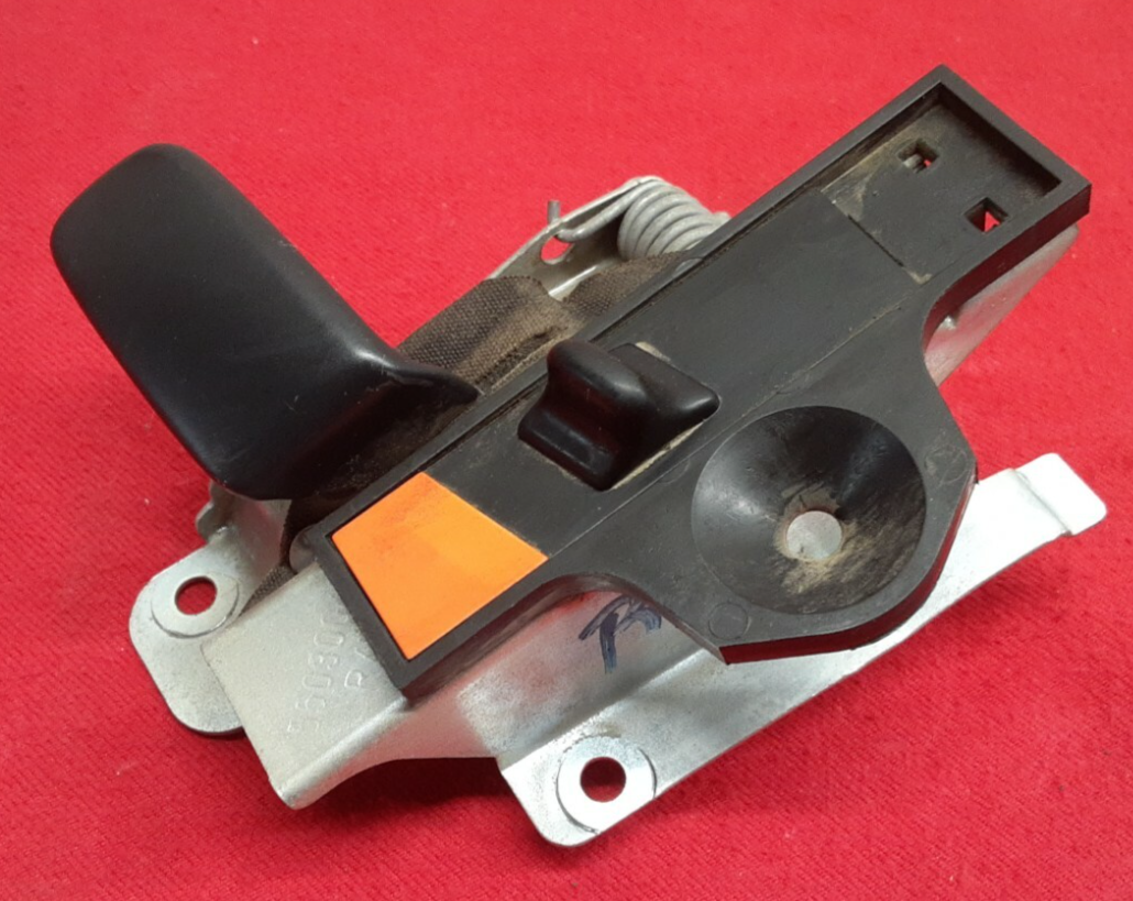 1996 1997 1998 Jeep Grand Cherokee Interior Door Handle Lock PASSENGER REAR