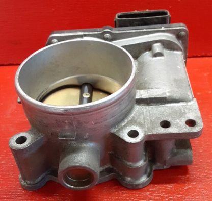 2004 - 2010 Volvo S40 Throttle Body Assembly 8677694 040127