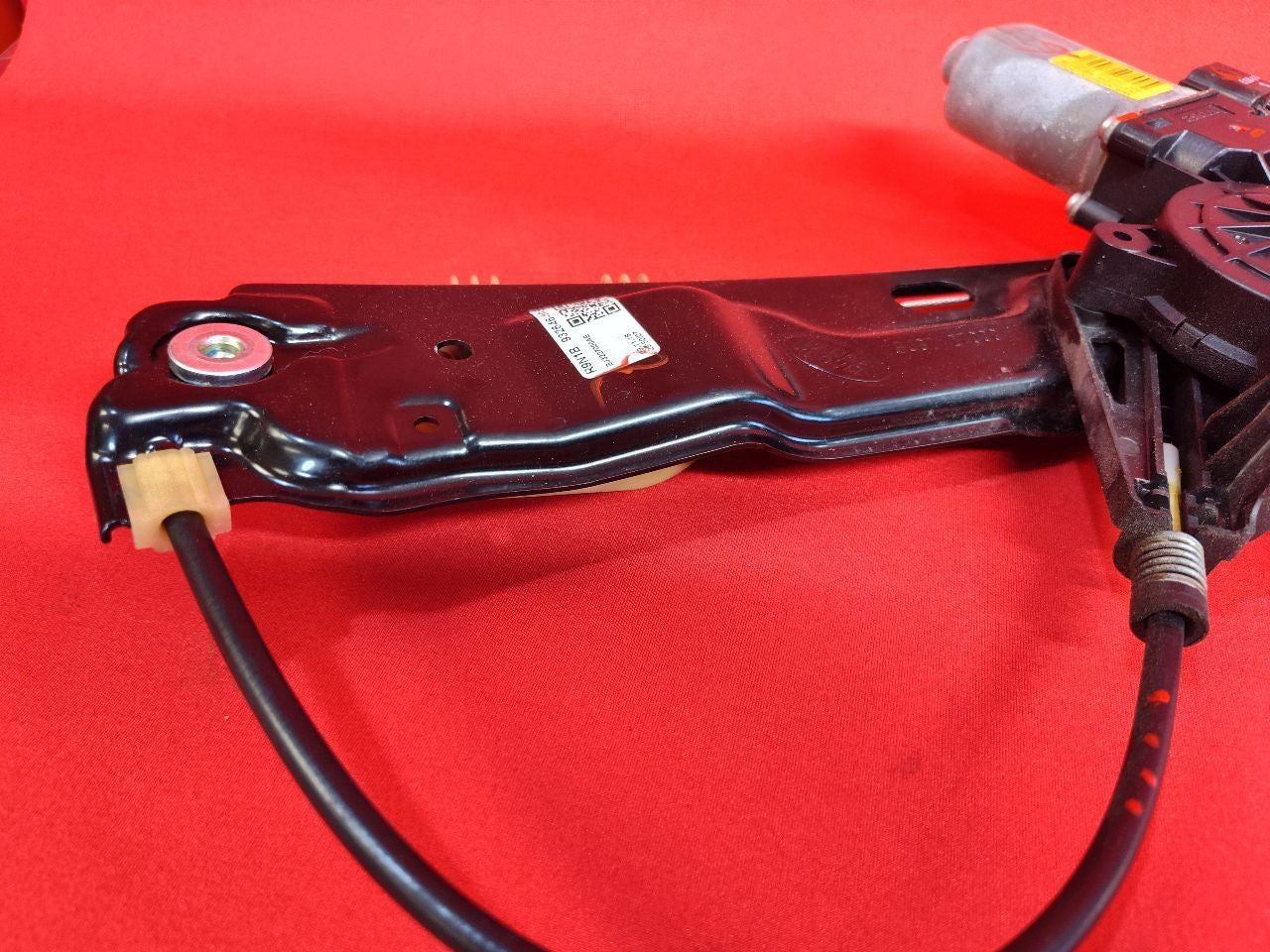 12-19 Range Rover Evoque REAR RIGHT PASSENGER Window Regulator & Motor