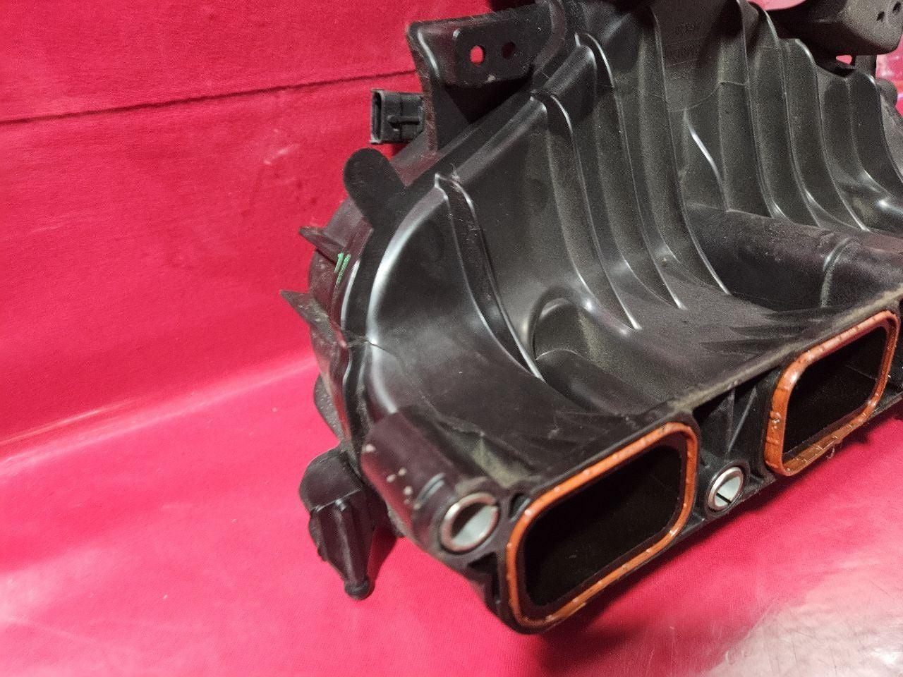 15-17 Rover Discovery Sport / Evoque 2.0L L4 Turbo Upper Intake Manifold Plenum