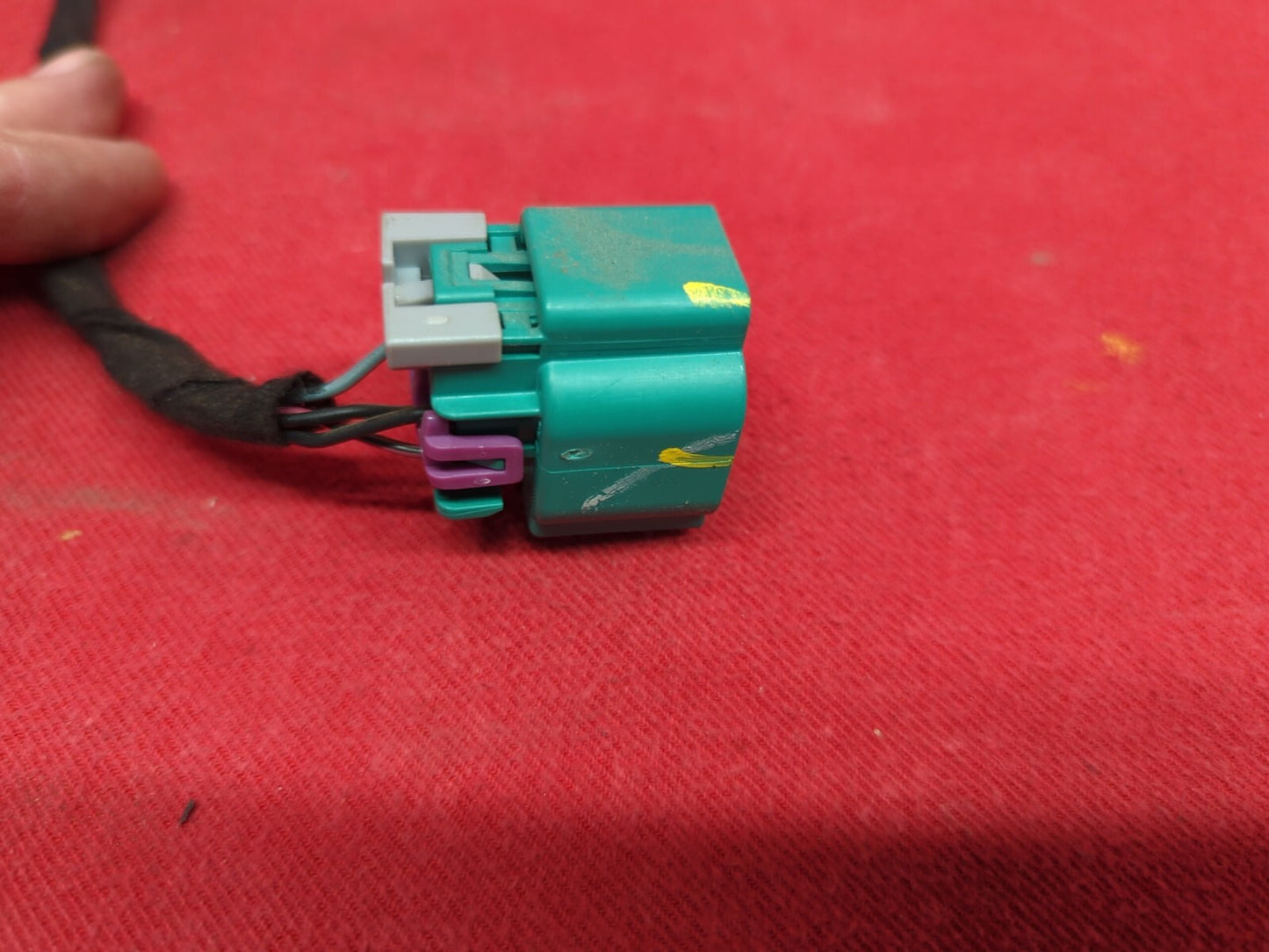 2007 - 2017 Multiple GM Vehicles - Rear Latch / Hatch / Tailgate - PIGTAIL