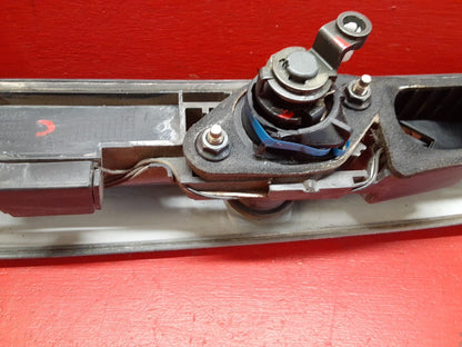 1998 - 2000 Volvo S70 Trunk Deck Lid License Plate Lamp Lock Molding Trim Handle