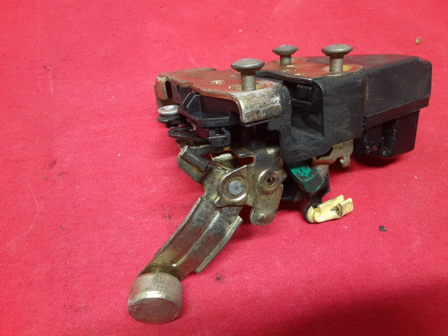 2002 2003 2004 2005 Jeep Liberty FRONT DRIVER LEFT Door Lock Latch Actuator