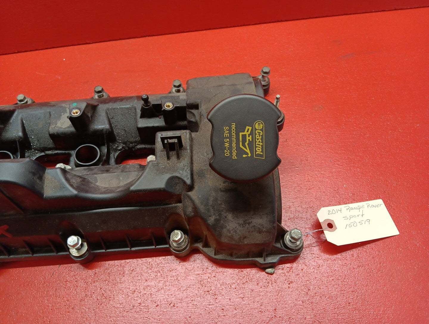 2010-2023 Land Rover Range Rover 5.0L Left Driver Valve Cover LR113202