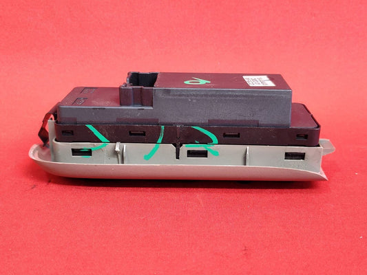 2001 2002 Mazda Tribute Ford Escape Left Driver Master Window Switch w/ Bezel