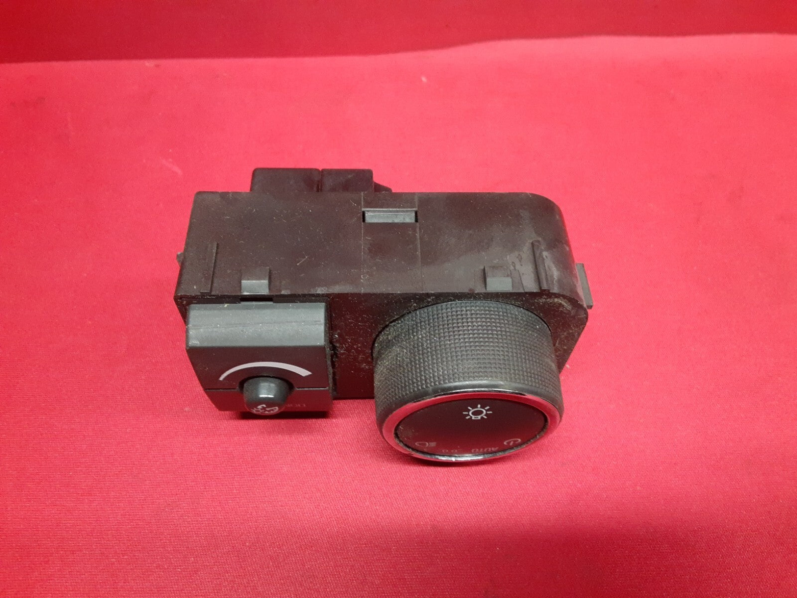 2007 - 2021 - Headlight Switch - GM - Escalade / H2 / Yukon - 84948801