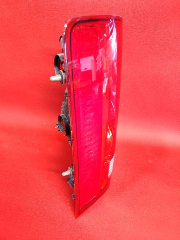 2009-2015 Honda Pilot EX, EX-L, LX, Touring Left Driver Tail Light Stop Lamp