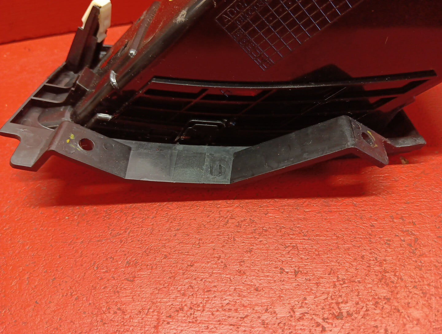 2019 - 2013 Kia Soul CENTER RIGHT Dashboard Duct HVAC Vent 97420-2K000WK