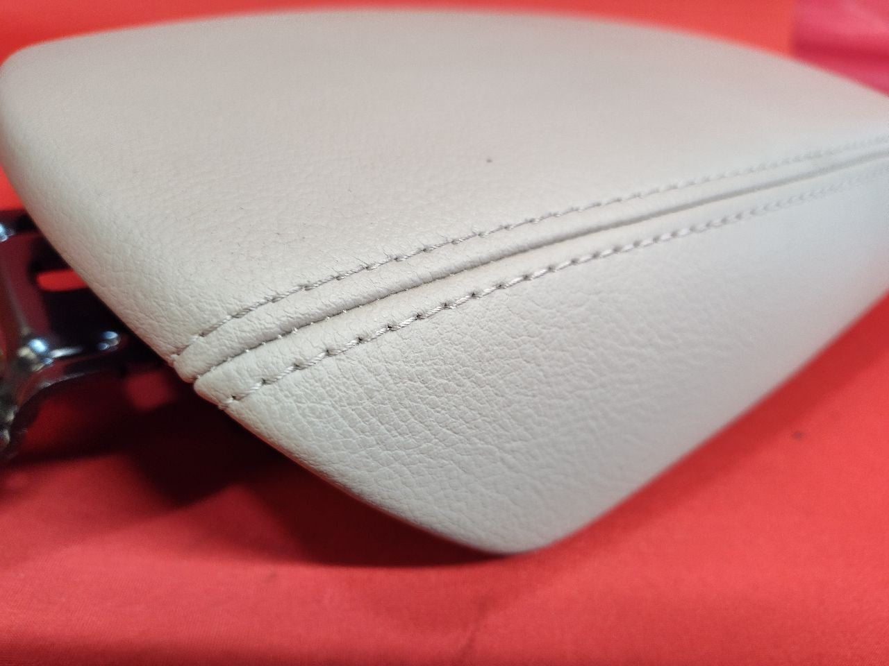 2012-2014 Ford Focus Center Console Armrest Lid Leather High Line Stone Grey
