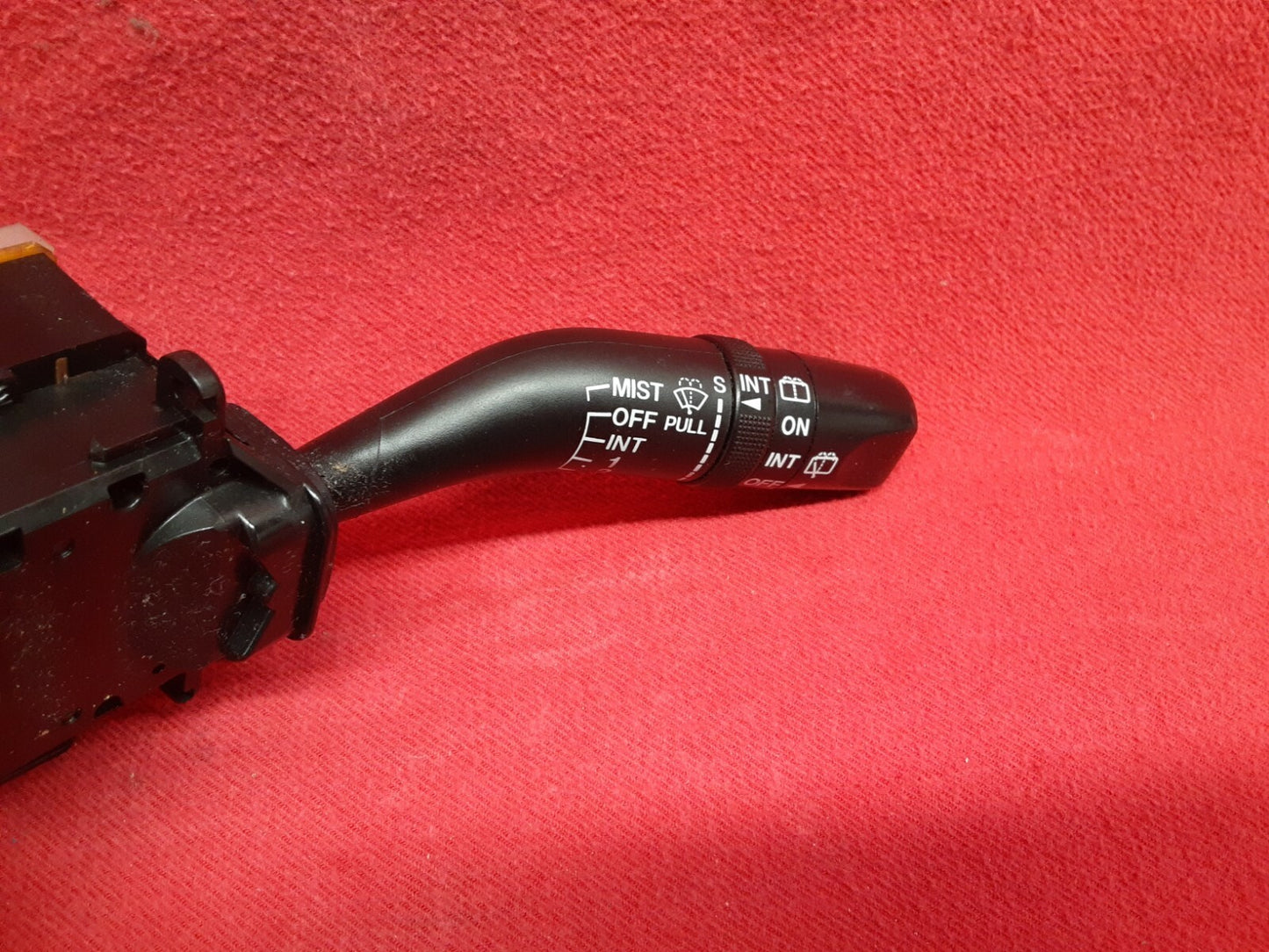 2001 2002 2003 2004 Ford Escape Steering Column Windshield Wiper Switch Stalk