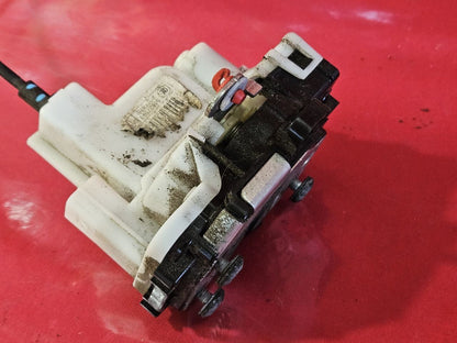 2012-2019 Fiat 500 FRONT RIGHT PASSENGER Door Latch Lock Actuator w/ Cable