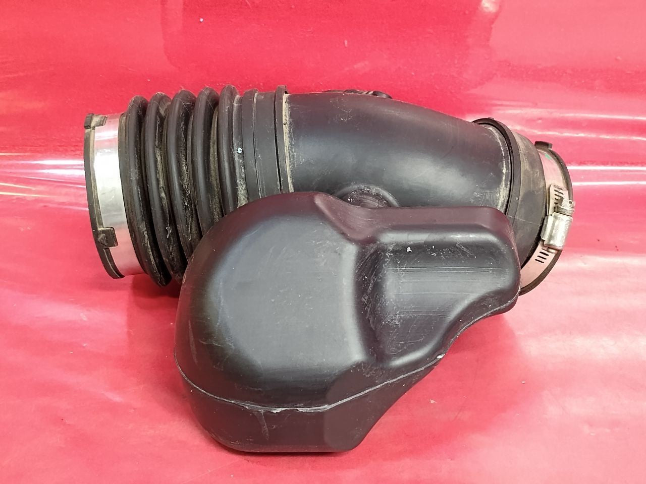 2012-2017 Chevy Buick GMC 3.6L V6 Air Cleaner Filter Box Outlet Hose Tube Duct