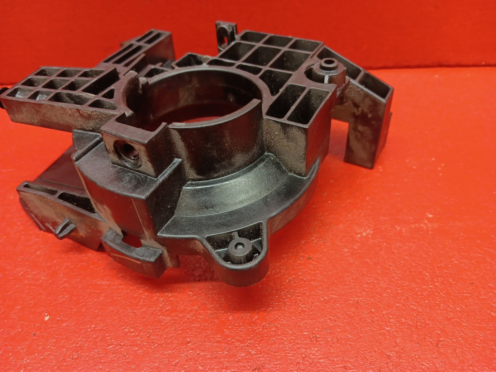 2008 - 2012 Ford Escape / 08 - 11 Mariner Hybrid Steering Column Switch Housing