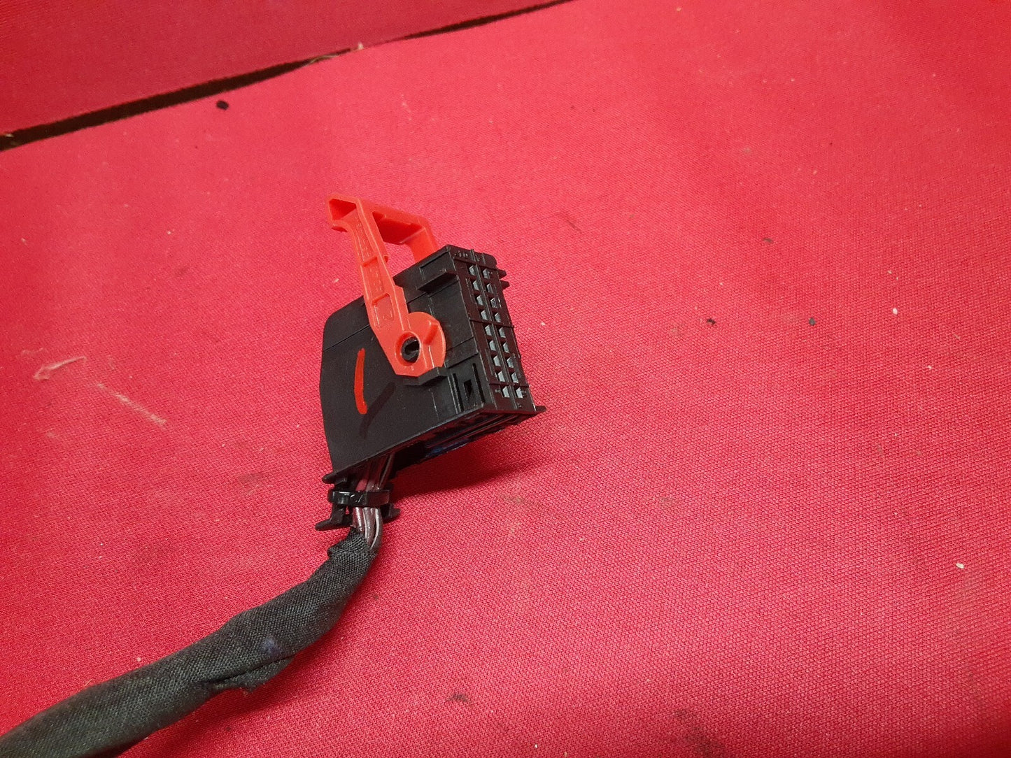 2014 Dodge Dart L4 Speedometer Instrument Cluster MPH 68242388AB - PIGTAIL WIRE