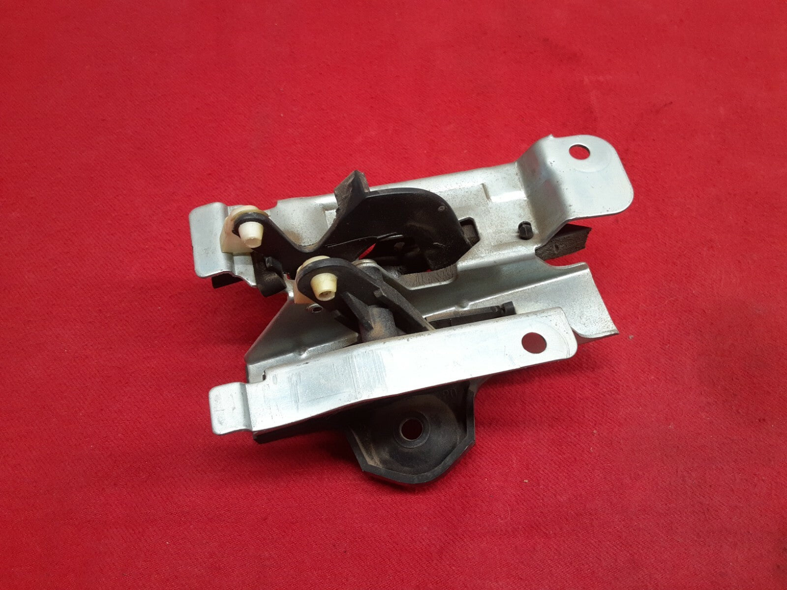 1996 1997 1998 Jeep Grand Cherokee Interior Door Handle Lock PASSENGER REAR