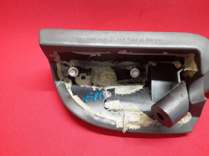 2002 2003 2004 Chevrolet Trailblazer Front Right Door Arm Rest Gray 15155312
