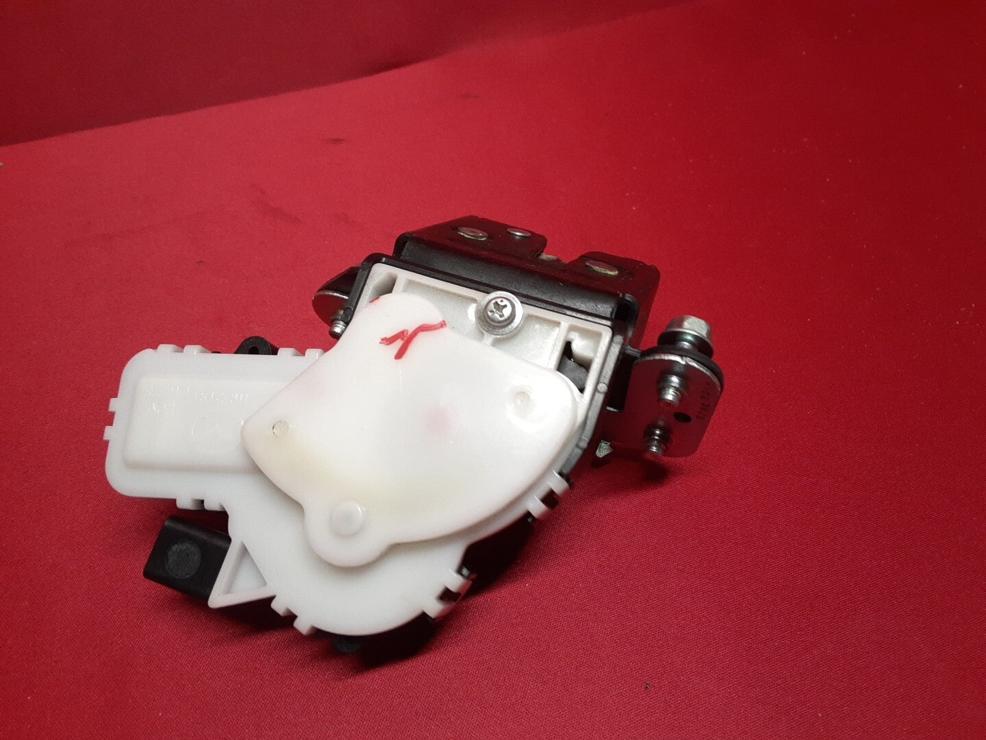 2010 - 2023 Mazda HATCHBACK Liftgate Latch Lock Actuator Manual Open/Close