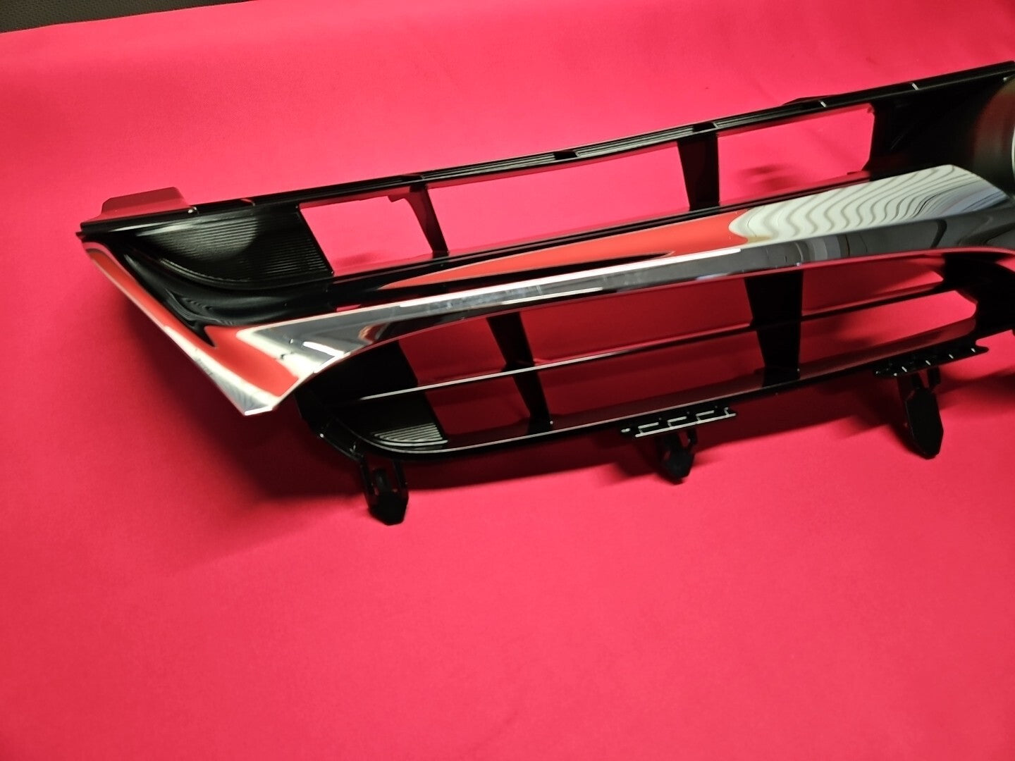 2015 2016 2017 Toyota Camry Grille W/o Pre-Crash - OEM Toyota - 53114-06061-B