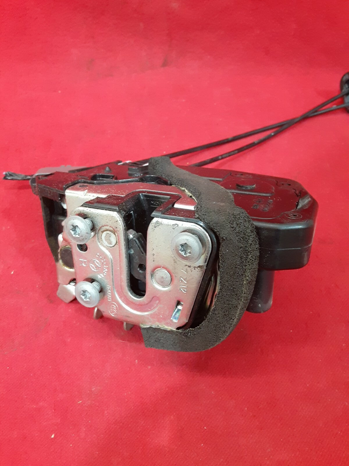 2008 - 2010 - Nissan Rogue - Front Right Door Lock Actuator - 80500-JM00A