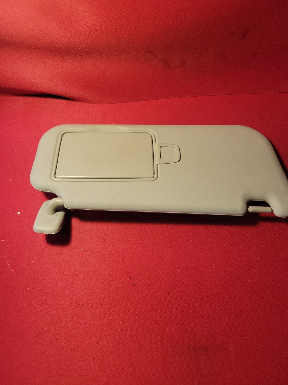 2010 - 2013 Kia Soul Sun visor Right Passenger side 85220-2K260QW
