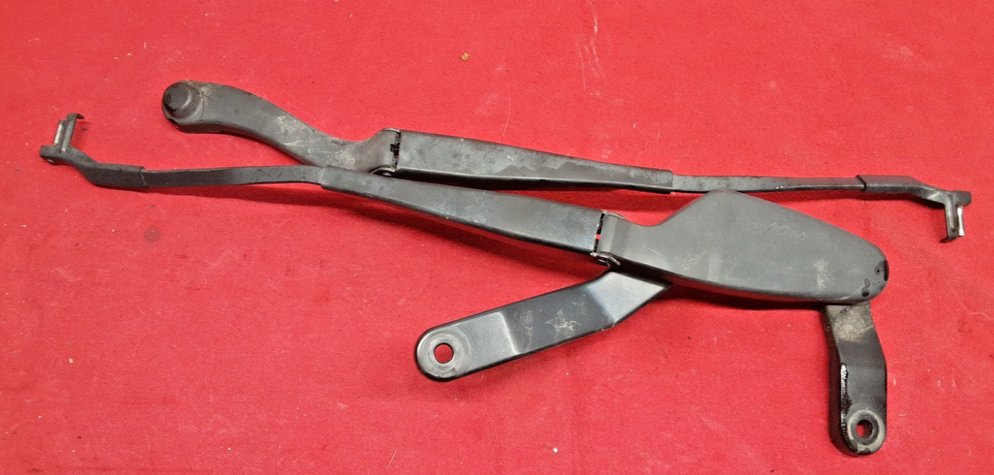2009 2010 2011 2012 2013 Mercedes C-Class Windshield Wiper Set Right & Left