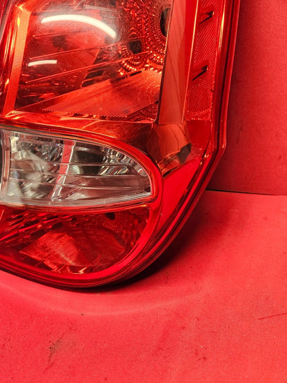 2012 - 2017 Hyundai Accent Hatchback Pass Side / Right Tail Light Lamp