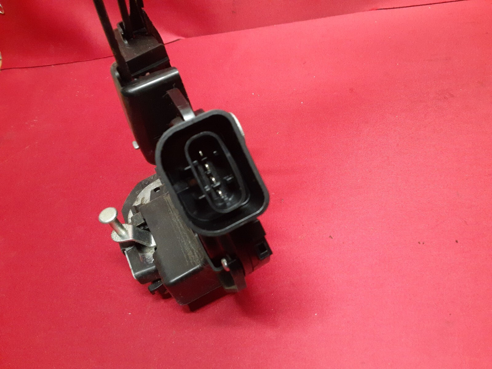 2001 - 2007 Toyota Highlander REAR RIGHT PASSENGER Door Latch Lock Actuator