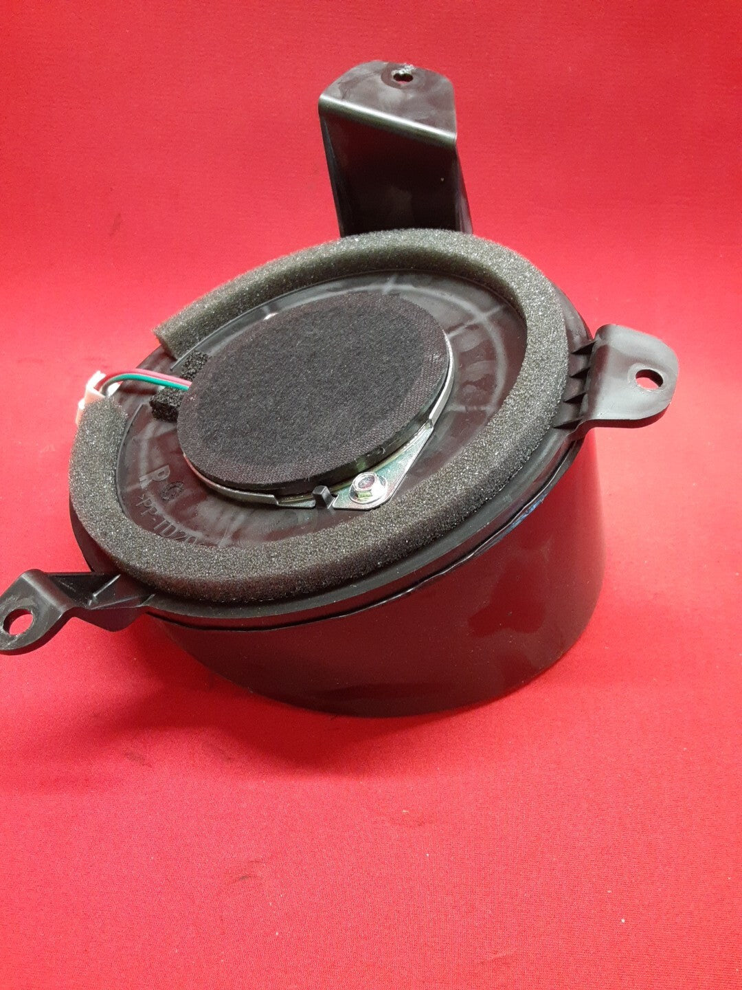 2013 -2019 Fiat 500 / Fiat 500e Rear Right Quarter Panel Speaker 5091810AA